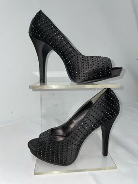 RAMPAGE RHINESTONED PEEP TOE HEELS FTL-04-169